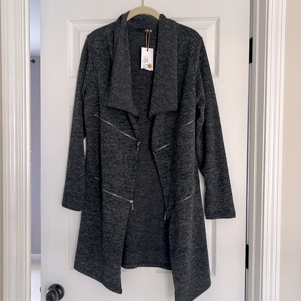 Ariella dark heathered gray, open cardigan with zipper accents. Size xl.